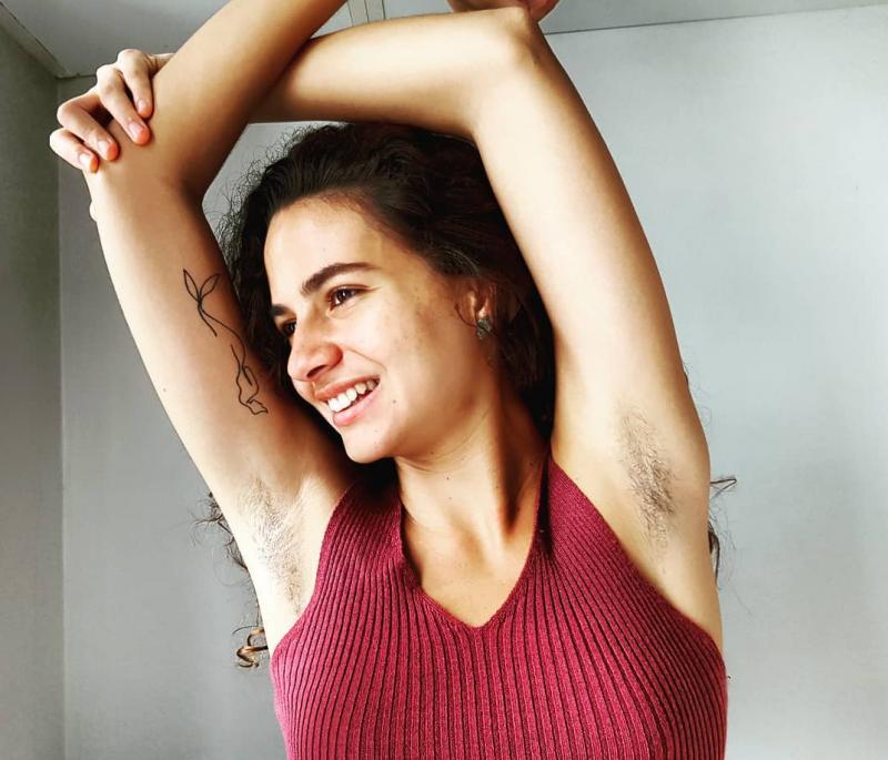 Иллюстрациялары бар порно поэзия Порнодағы плейбой қыз