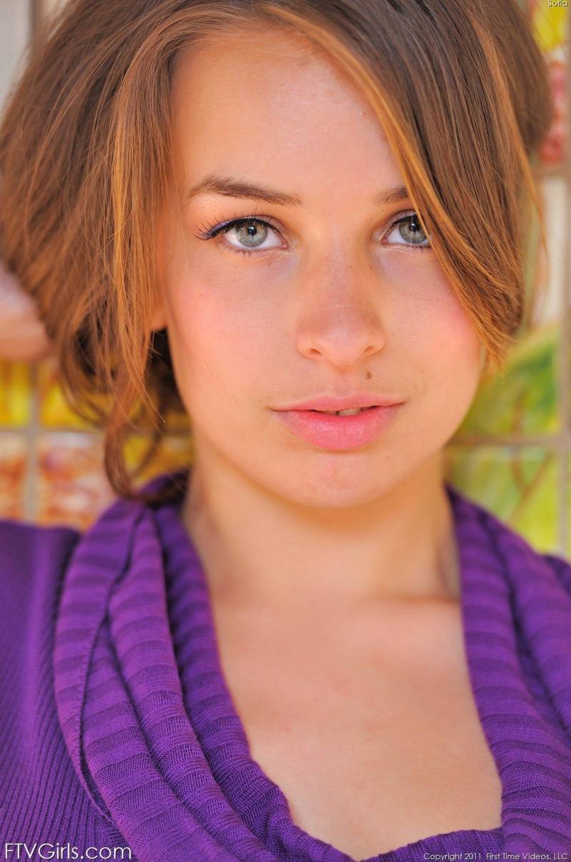 Фото - Модель: Sophia Sutra